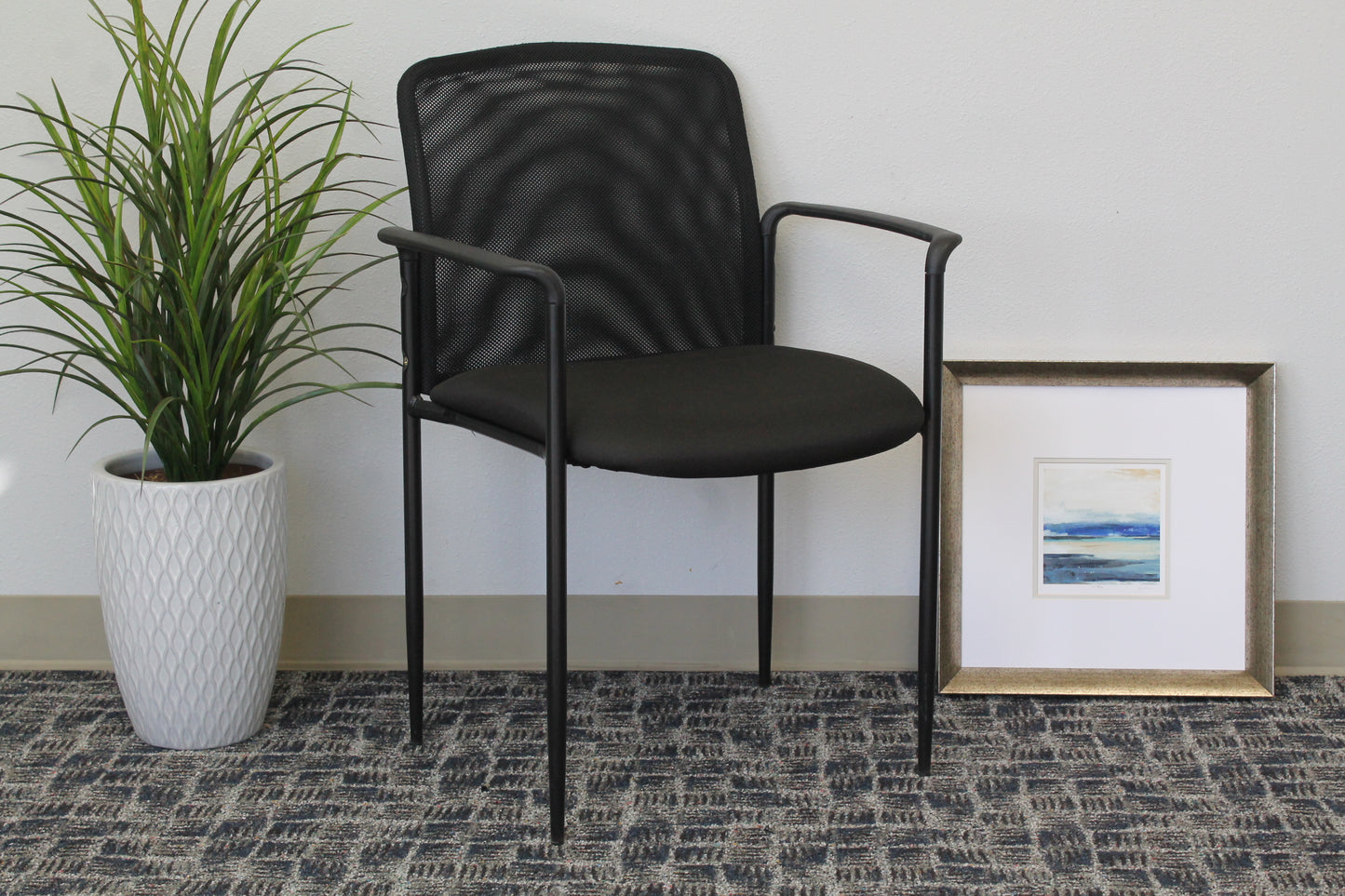 Boss Mesh Guest Chair, Black image 2