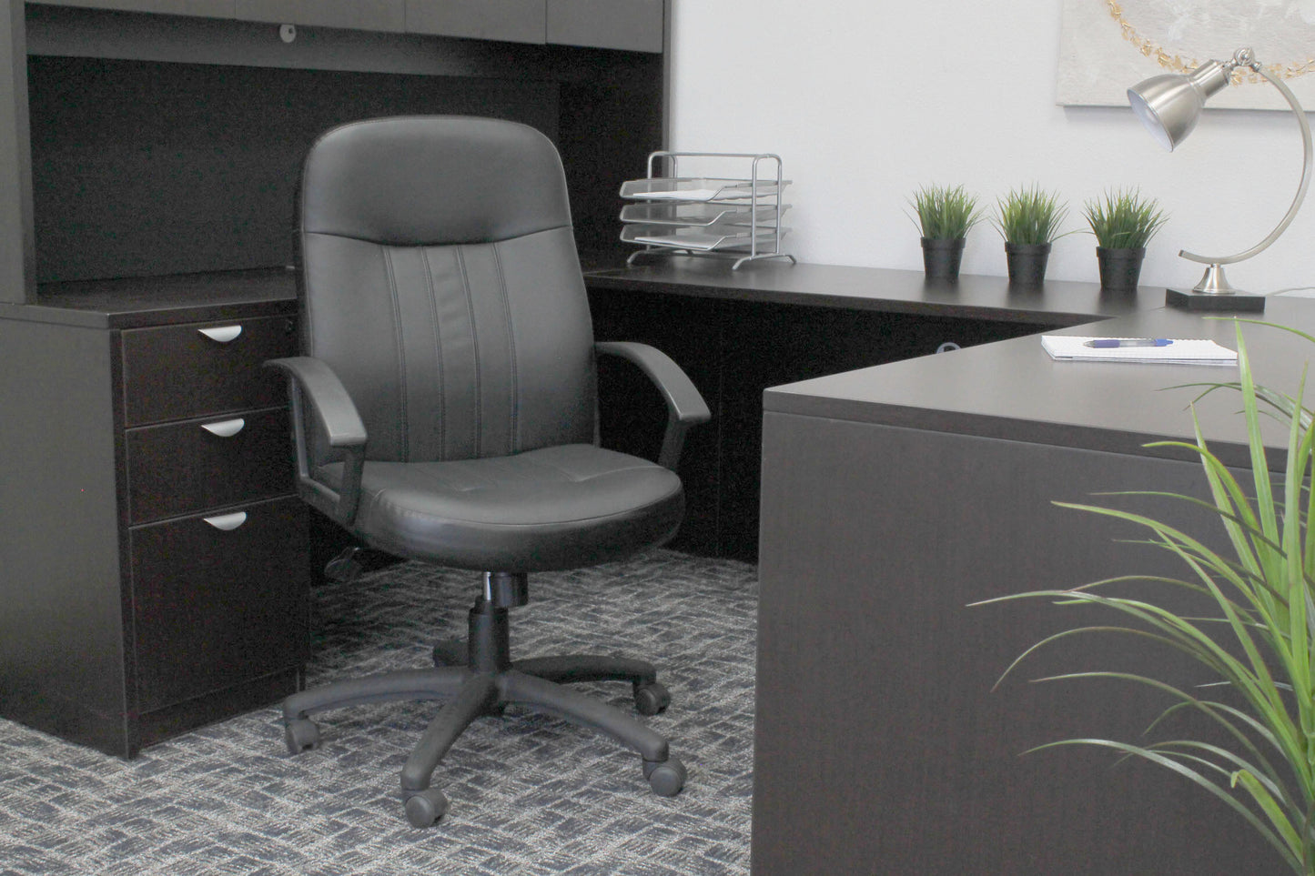 Boss Executive Leather Budget Chair image 2