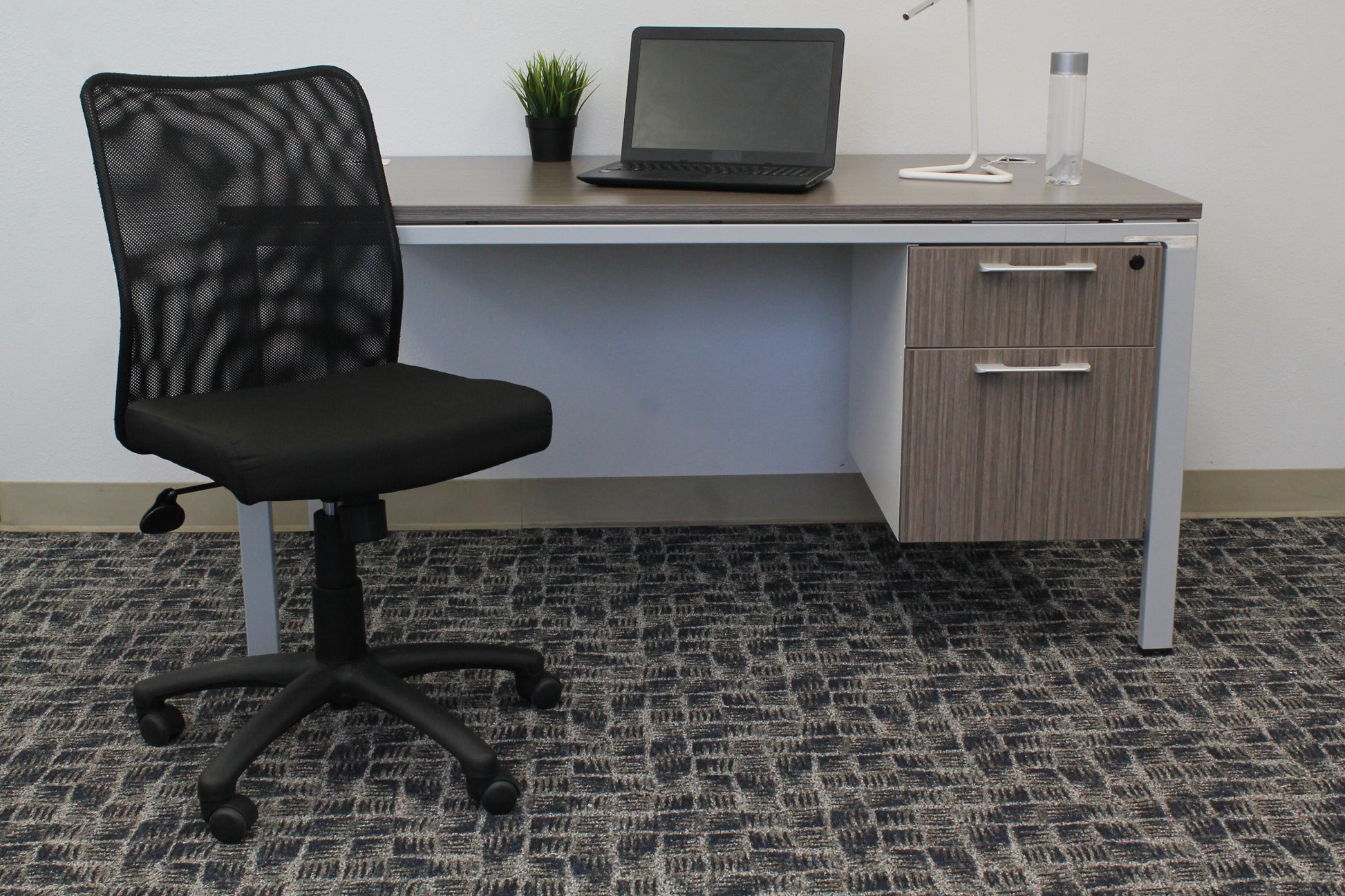Boss Budget Mesh Task Chair image 2